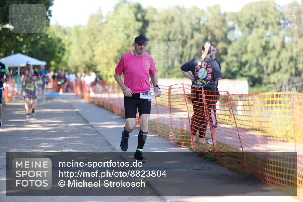 07.09.2025 - 19. Norderstedt Triathlon Michael Strokosch http://msf.ph/oto/8823804 07.09.2025 16:11:19 Laufen 437, 491, 950, 1481 meine-sportfotos.de