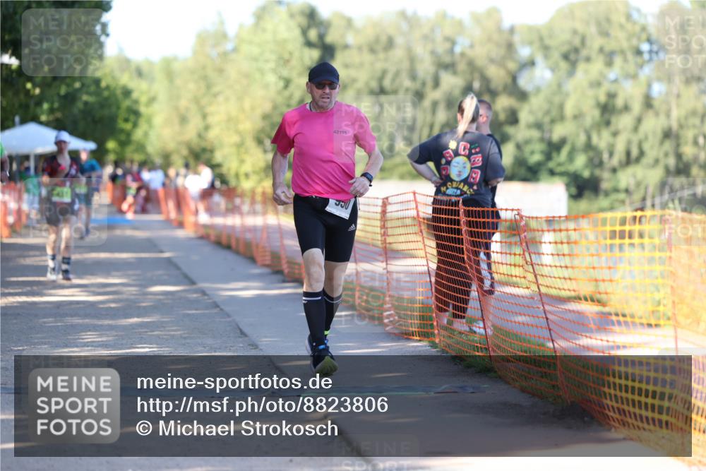 07.09.2025 - 19. Norderstedt Triathlon Michael Strokosch http://msf.ph/oto/8823806 07.09.2025 16:11:19 Laufen 437, 491, 950, 1481 meine-sportfotos.de