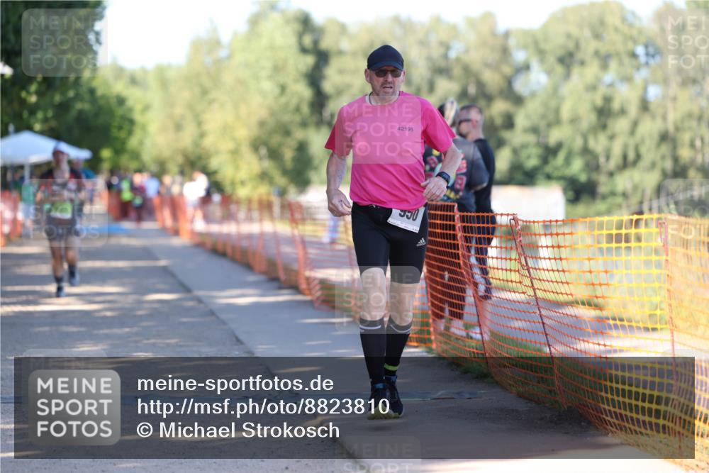 07.09.2025 - 19. Norderstedt Triathlon Michael Strokosch http://msf.ph/oto/8823810 07.09.2025 16:11:19 Laufen 437, 491, 950, 1481 meine-sportfotos.de
