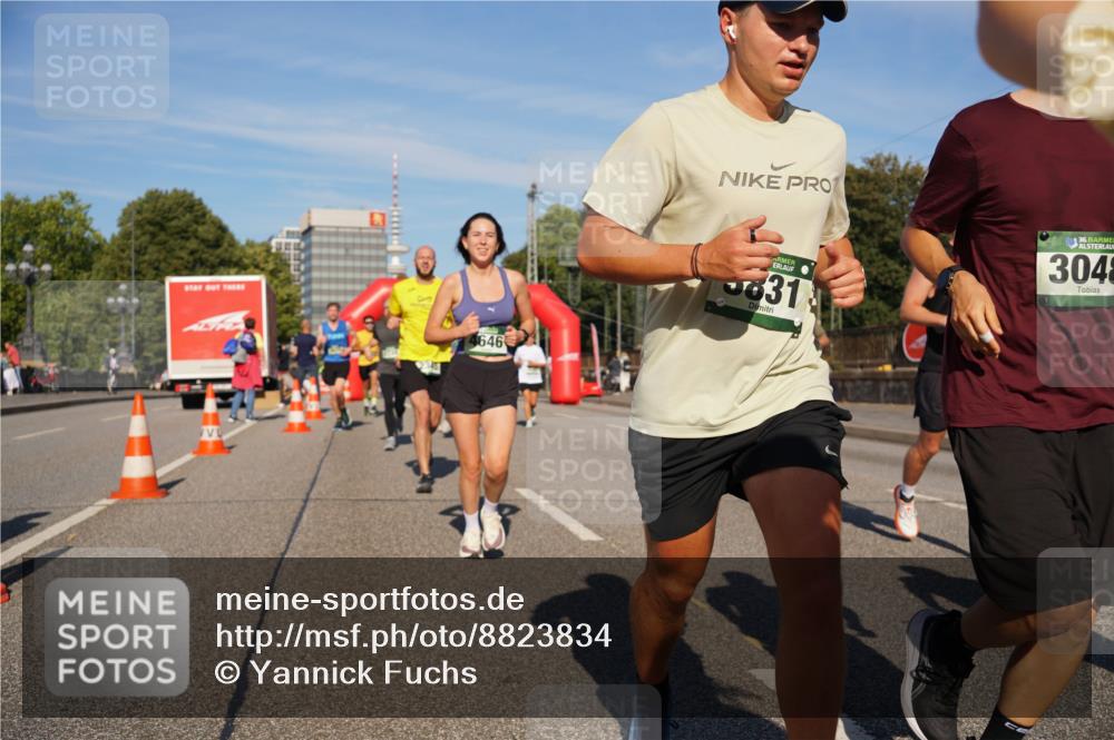 07.09.2025 - BARMER Alsterlauf Yannick Fuchs http://msf.ph/oto/8823834 07.09.2025 09:48:06 Laufen 646, 831, 36, 3048 meine-sportfotos.de