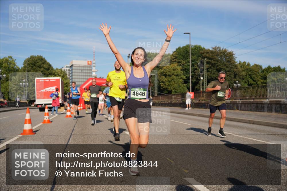 07.09.2025 - BARMER Alsterlauf Yannick Fuchs http://msf.ph/oto/8823844 07.09.2025 09:48:07 Laufen 4646 meine-sportfotos.de
