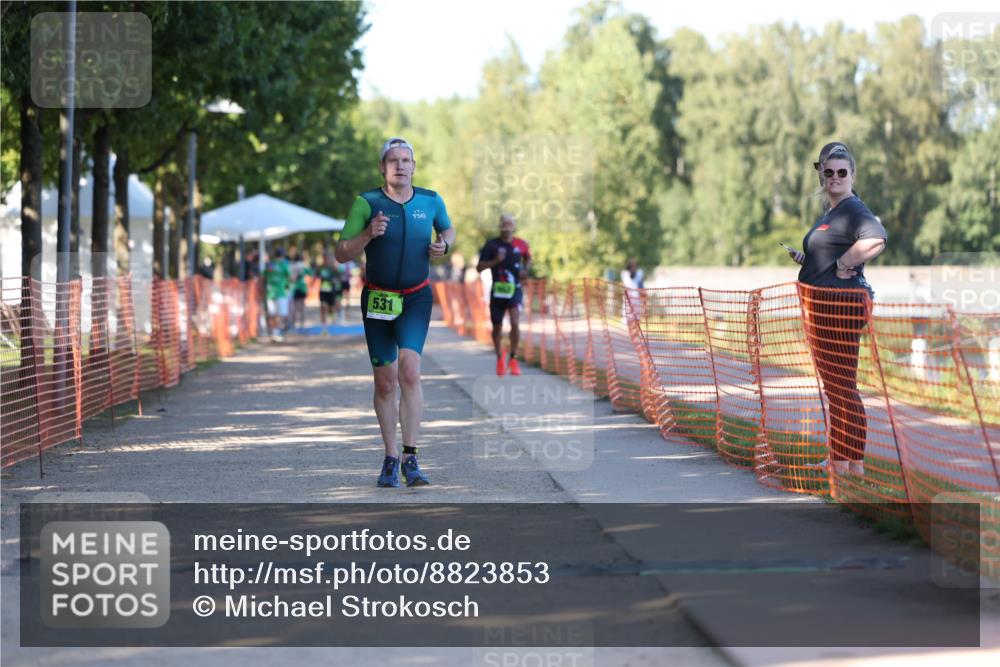 07.09.2025 - 19. Norderstedt Triathlon Michael Strokosch http://msf.ph/oto/8823853 07.09.2025 16:11:29 Laufen 437, 531, 552 meine-sportfotos.de