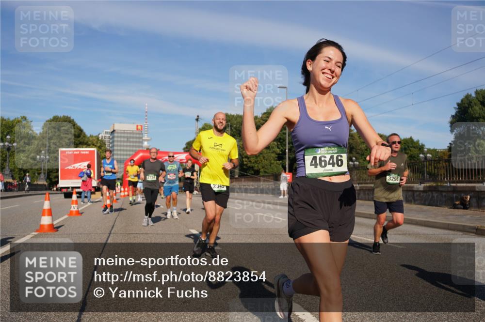 07.09.2025 - BARMER Alsterlauf Yannick Fuchs http://msf.ph/oto/8823854 07.09.2025 09:48:07 Laufen 2734, 2345, 36, 4646, 3298, 577 meine-sportfotos.de