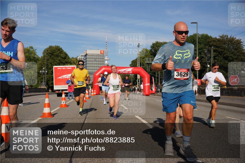 07.09.2025 - BARMER Alsterlauf Yannick Fuchs http://msf.ph/oto/8823885 07.09.2025 09:48:10 Laufen 3622, 5430, 6330, 135, 3629, 4894 meine-sportfotos.de