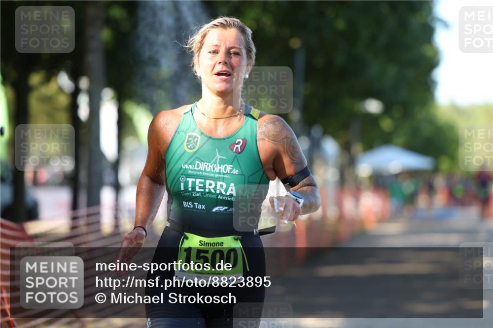07.09.2025 - 19. Norderstedt Triathlon Michael Strokosch http://msf.ph/oto/8823895 07.09.2025 16:11:46 Laufen 1500 meine-sportfotos.de