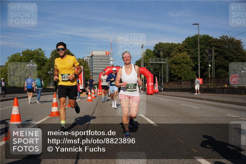 07.09.2025 - BARMER Alsterlauf Yannick Fuchs http://msf.ph/oto/8823896 07.09.2025 09:48:11 Laufen 543, 812, 6330 meine-sportfotos.de