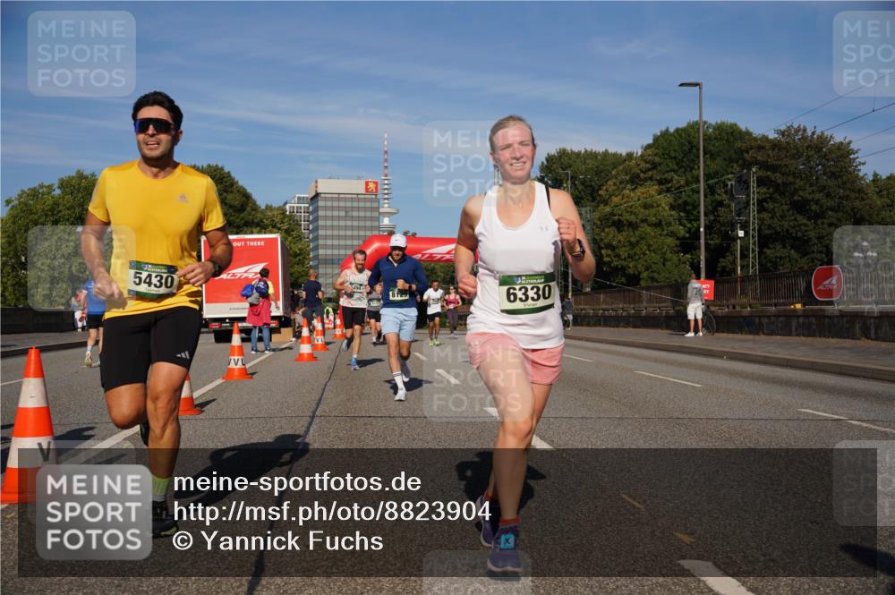 07.09.2025 - BARMER Alsterlauf Yannick Fuchs http://msf.ph/oto/8823904 07.09.2025 09:48:12 Laufen 5430, 494, 6330 meine-sportfotos.de