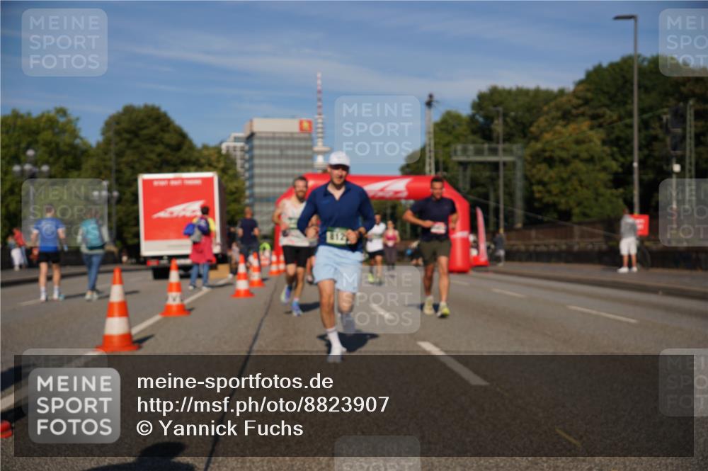 07.09.2025 - BARMER Alsterlauf Yannick Fuchs http://msf.ph/oto/8823907 07.09.2025 09:48:13 Laufen  meine-sportfotos.de