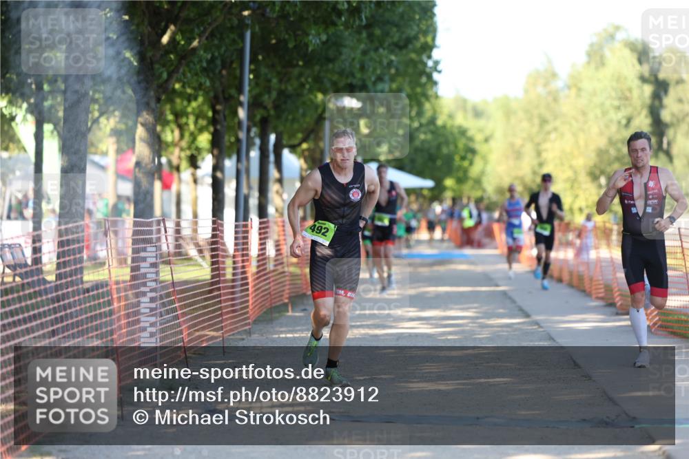 07.09.2025 - 19. Norderstedt Triathlon Michael Strokosch http://msf.ph/oto/8823912 07.09.2025 16:12:02 Laufen 492, 498, 506, 522, 1593 meine-sportfotos.de