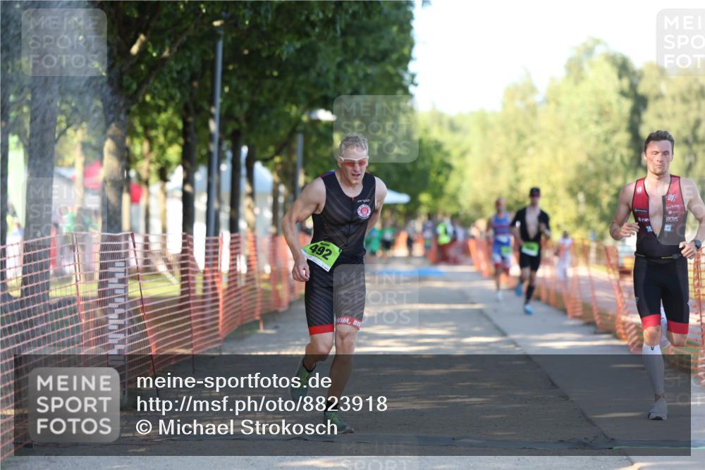 07.09.2025 - 19. Norderstedt Triathlon Michael Strokosch http://msf.ph/oto/8823918 07.09.2025 16:12:02 Laufen 492, 498, 506, 522, 1593 meine-sportfotos.de