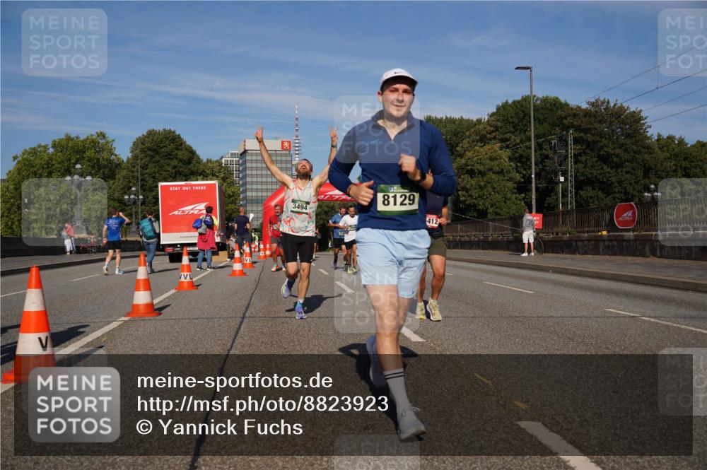07.09.2025 - BARMER Alsterlauf Yannick Fuchs http://msf.ph/oto/8823923 07.09.2025 09:48:14 Laufen 8129, 3494, 412 meine-sportfotos.de