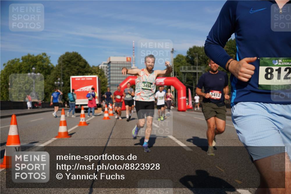 07.09.2025 - BARMER Alsterlauf Yannick Fuchs http://msf.ph/oto/8823928 07.09.2025 09:48:15 Laufen 3494, 5412, 36, 812 meine-sportfotos.de