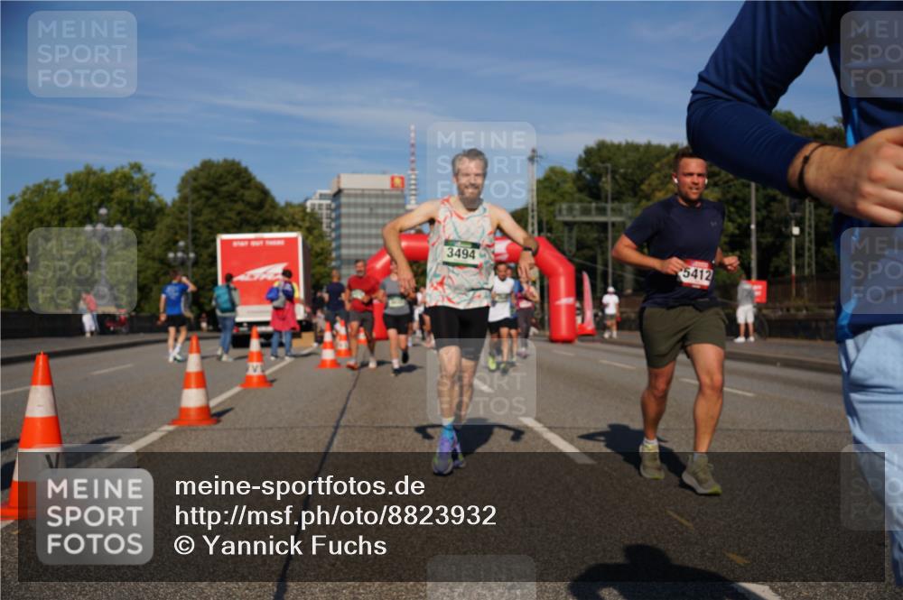 07.09.2025 - BARMER Alsterlauf Yannick Fuchs http://msf.ph/oto/8823932 07.09.2025 09:48:15 Laufen 3494, 5412 meine-sportfotos.de