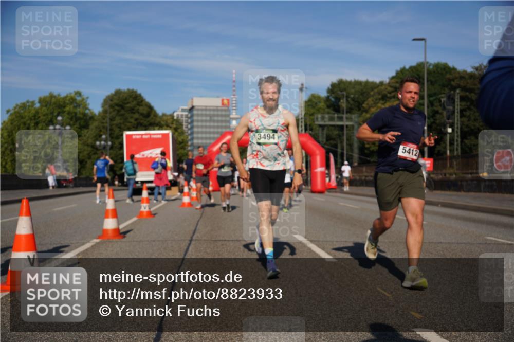 07.09.2025 - BARMER Alsterlauf Yannick Fuchs http://msf.ph/oto/8823933 07.09.2025 09:48:15 Laufen 3494, 5412 meine-sportfotos.de