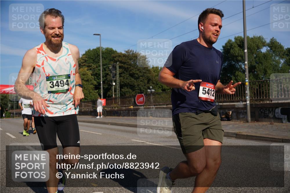 07.09.2025 - BARMER Alsterlauf Yannick Fuchs http://msf.ph/oto/8823942 07.09.2025 09:48:16 Laufen 3949, 36, 3494, 36, 5412 meine-sportfotos.de