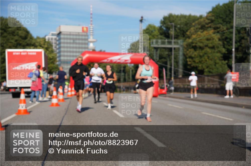 07.09.2025 - BARMER Alsterlauf Yannick Fuchs http://msf.ph/oto/8823967 07.09.2025 09:48:20 Laufen  meine-sportfotos.de