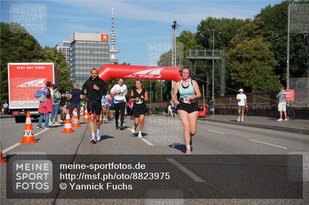 07.09.2025 - BARMER Alsterlauf Yannick Fuchs http://msf.ph/oto/8823975 07.09.2025 09:48:20 Laufen 6034 meine-sportfotos.de