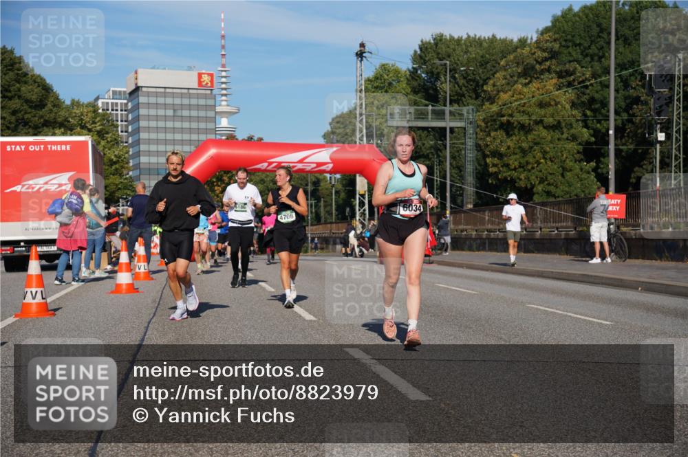 07.09.2025 - BARMER Alsterlauf Yannick Fuchs http://msf.ph/oto/8823979 07.09.2025 09:48:21 Laufen 6186, 6034, 4706 meine-sportfotos.de