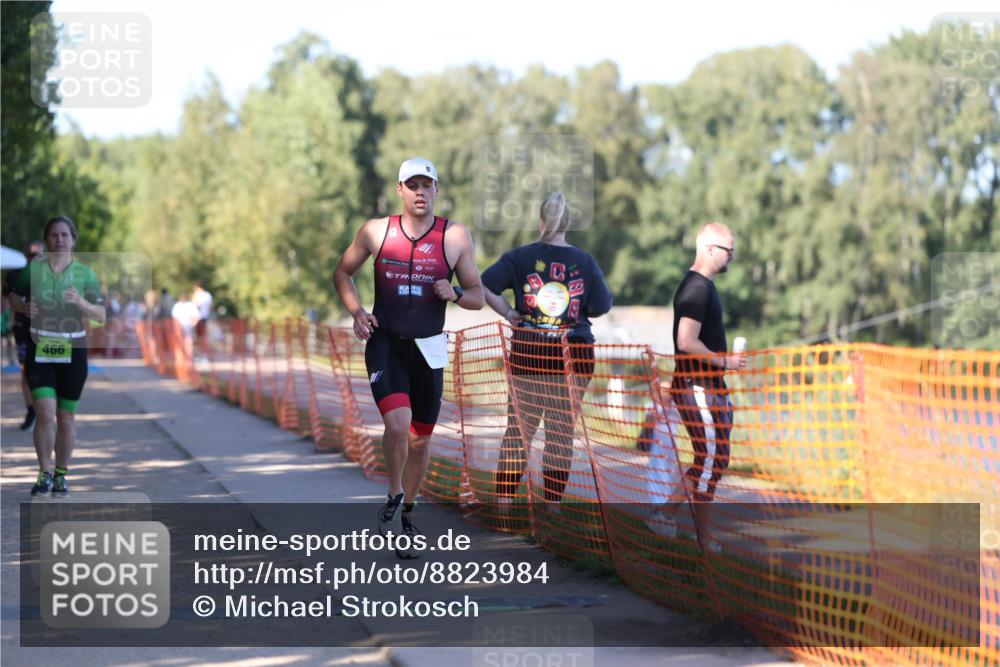 07.09.2025 - 19. Norderstedt Triathlon Michael Strokosch http://msf.ph/oto/8823984 07.09.2025 16:12:33 Laufen 466, 483, 504, 1485, 1495 meine-sportfotos.de