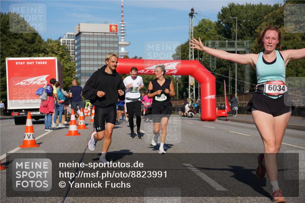 07.09.2025 - BARMER Alsterlauf Yannick Fuchs http://msf.ph/oto/8823991 07.09.2025 09:48:22 Laufen 6186, 06, 136, 6034 meine-sportfotos.de