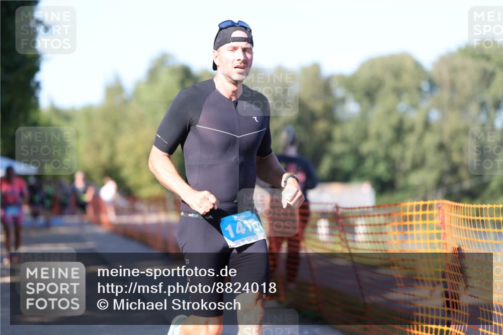 07.09.2025 - 19. Norderstedt Triathlon Michael Strokosch http://msf.ph/oto/8824018 07.09.2025 16:12:43 Laufen 483, 897, 1415 meine-sportfotos.de