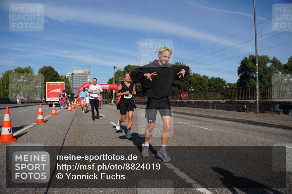 07.09.2025 - BARMER Alsterlauf Yannick Fuchs http://msf.ph/oto/8824019 07.09.2025 09:48:24 Laufen 4706 meine-sportfotos.de