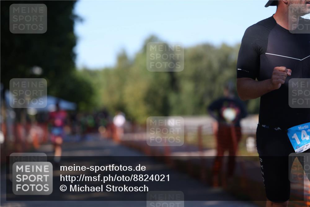 07.09.2025 - 19. Norderstedt Triathlon Michael Strokosch http://msf.ph/oto/8824021 07.09.2025 16:12:43 Laufen 483, 897, 1415 meine-sportfotos.de