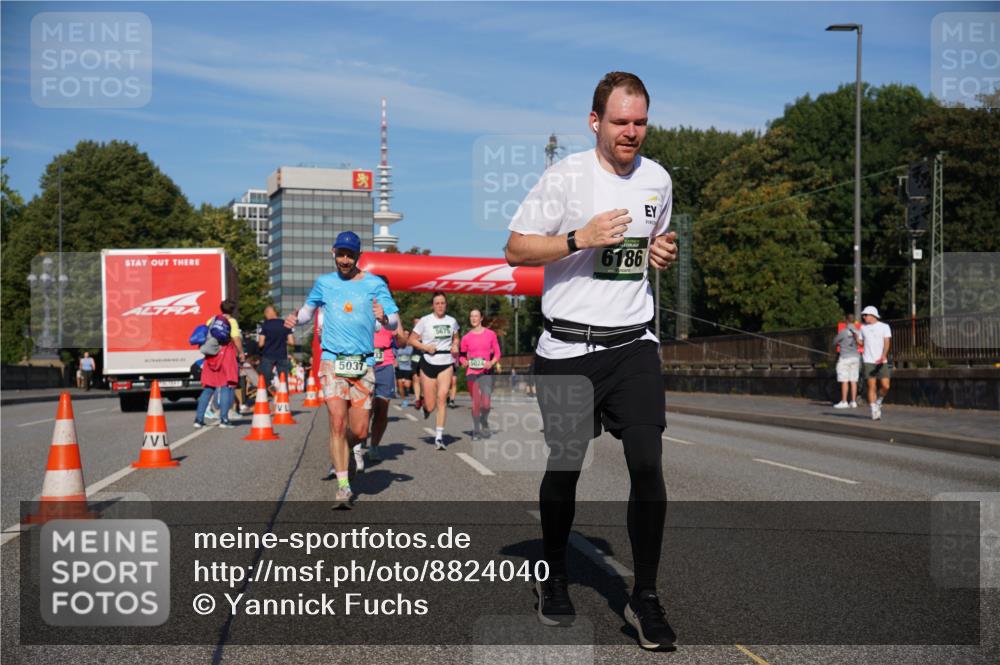 07.09.2025 - BARMER Alsterlauf Yannick Fuchs http://msf.ph/oto/8824040 07.09.2025 09:48:25 Laufen 5037, 5675, 6186 meine-sportfotos.de
