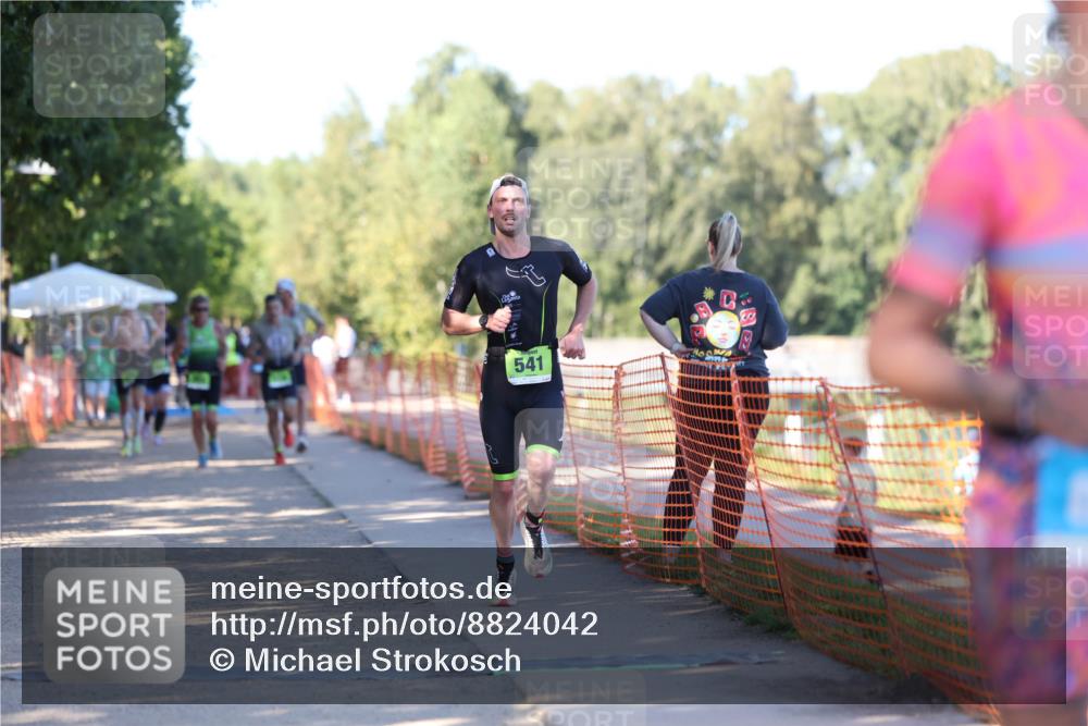 07.09.2025 - 19. Norderstedt Triathlon Michael Strokosch http://msf.ph/oto/8824042 07.09.2025 16:12:52 Laufen 513, 518, 541, 897 meine-sportfotos.de
