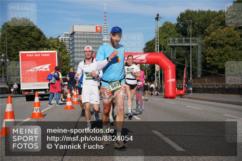 07.09.2025 - BARMER Alsterlauf Yannick Fuchs http://msf.ph/oto/8824054 07.09.2025 09:48:26 Laufen 569, 567, 5037, 024 meine-sportfotos.de