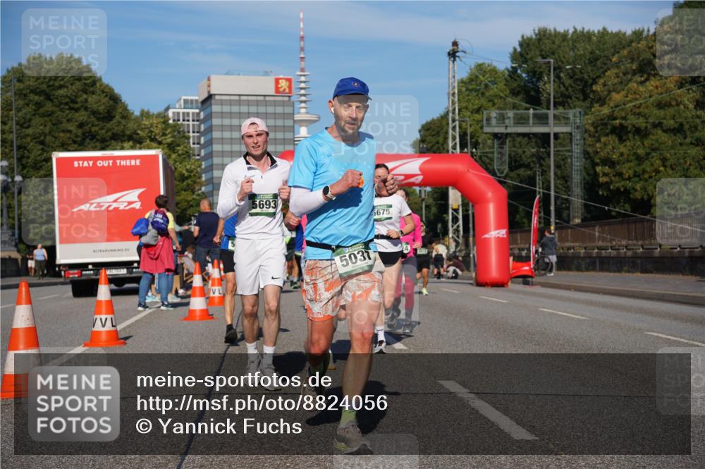 07.09.2025 - BARMER Alsterlauf Yannick Fuchs http://msf.ph/oto/8824056 07.09.2025 09:48:26 Laufen 5693, 5037, 5675 meine-sportfotos.de