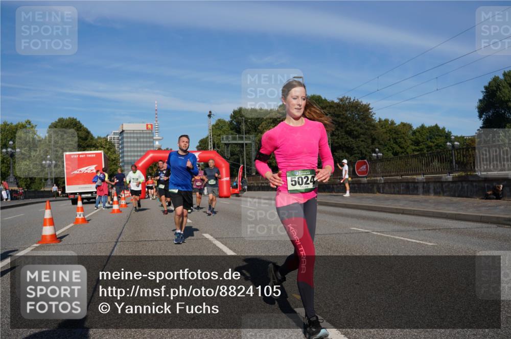 07.09.2025 - BARMER Alsterlauf Yannick Fuchs http://msf.ph/oto/8824105 07.09.2025 09:48:30 Laufen 5024 meine-sportfotos.de