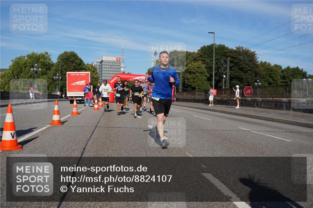 07.09.2025 - BARMER Alsterlauf Yannick Fuchs http://msf.ph/oto/8824107 07.09.2025 09:48:31 Laufen 2341, 3512 meine-sportfotos.de