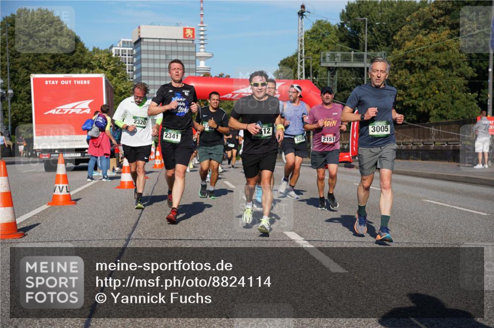 07.09.2025 - BARMER Alsterlauf Yannick Fuchs http://msf.ph/oto/8824114 07.09.2025 09:48:32 Laufen 2320, 2341, 512, 3005, 3259, 2151 meine-sportfotos.de