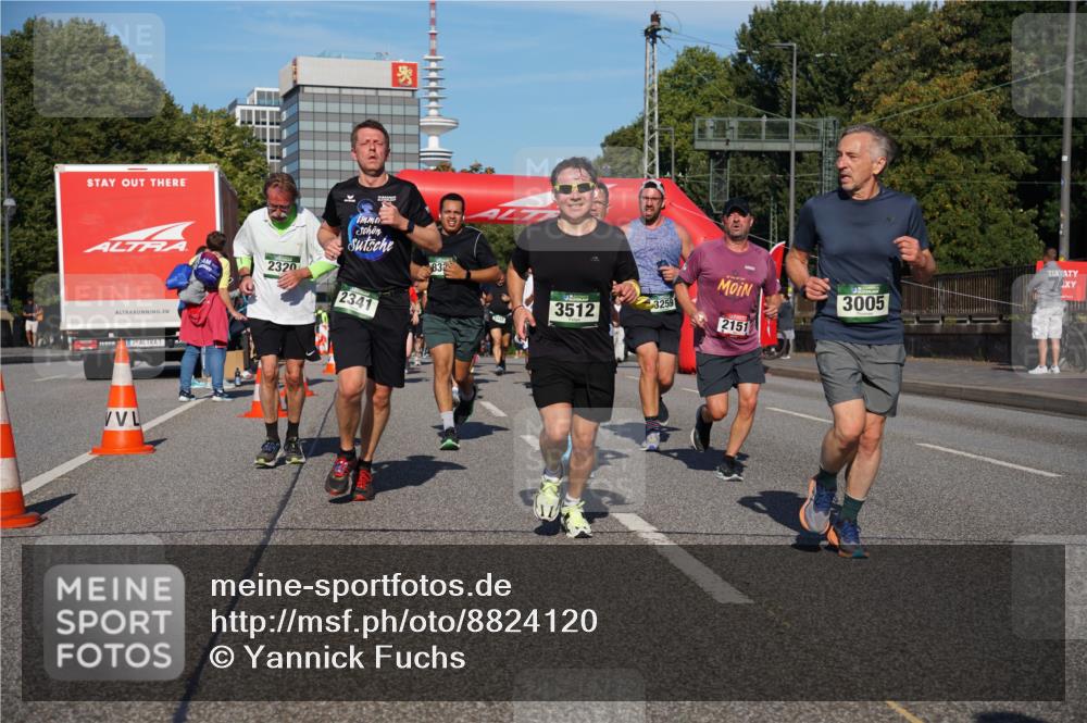 07.09.2025 - BARMER Alsterlauf Yannick Fuchs http://msf.ph/oto/8824120 07.09.2025 09:48:32 Laufen 2320, 2341, 83, 3512, 3259, 3005, 2151 meine-sportfotos.de
