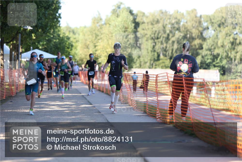 07.09.2025 - 19. Norderstedt Triathlon Michael Strokosch http://msf.ph/oto/8824131 07.09.2025 16:13:24 Laufen 537, 543, 932, 1080 meine-sportfotos.de