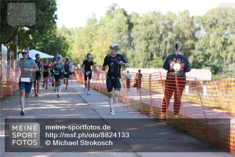 07.09.2025 - 19. Norderstedt Triathlon Michael Strokosch http://msf.ph/oto/8824133 07.09.2025 16:13:24 Laufen 537, 543, 932, 1080 meine-sportfotos.de