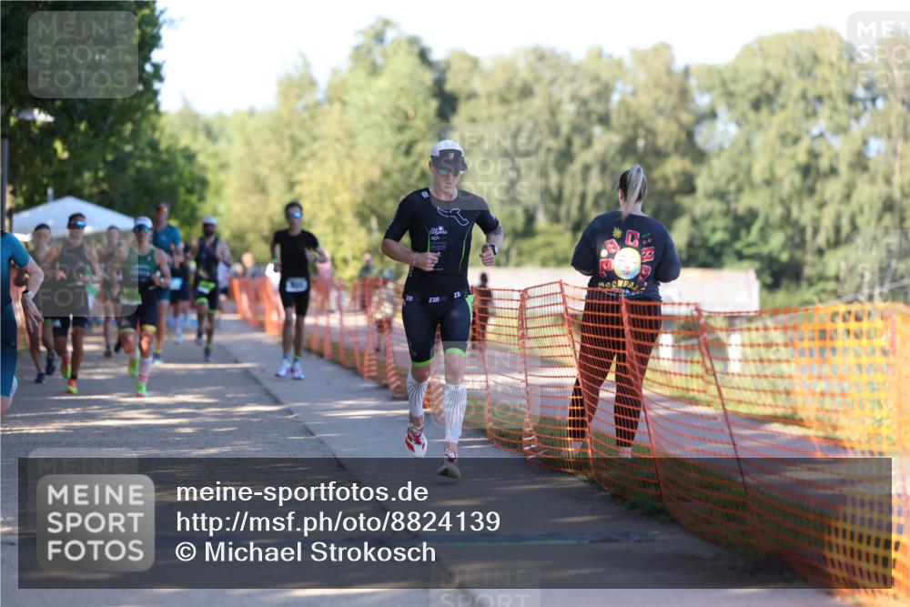 07.09.2025 - 19. Norderstedt Triathlon Michael Strokosch http://msf.ph/oto/8824139 07.09.2025 16:13:25 Laufen 529, 537, 543, 932, 1080, 1422 meine-sportfotos.de