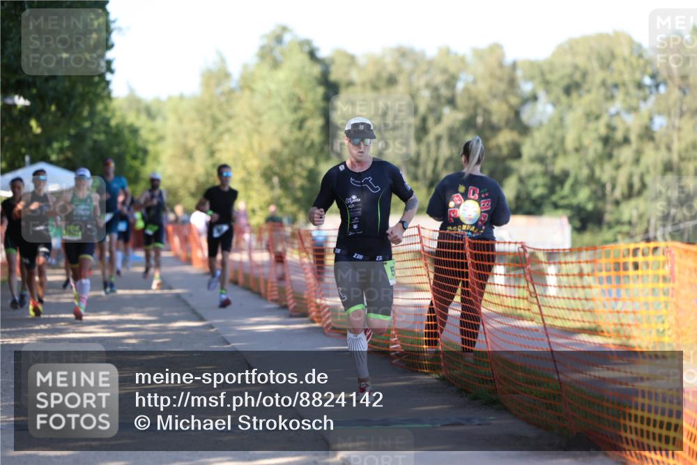 07.09.2025 - 19. Norderstedt Triathlon Michael Strokosch http://msf.ph/oto/8824142 07.09.2025 16:13:25 Laufen 529, 537, 543, 932, 1080, 1422 meine-sportfotos.de