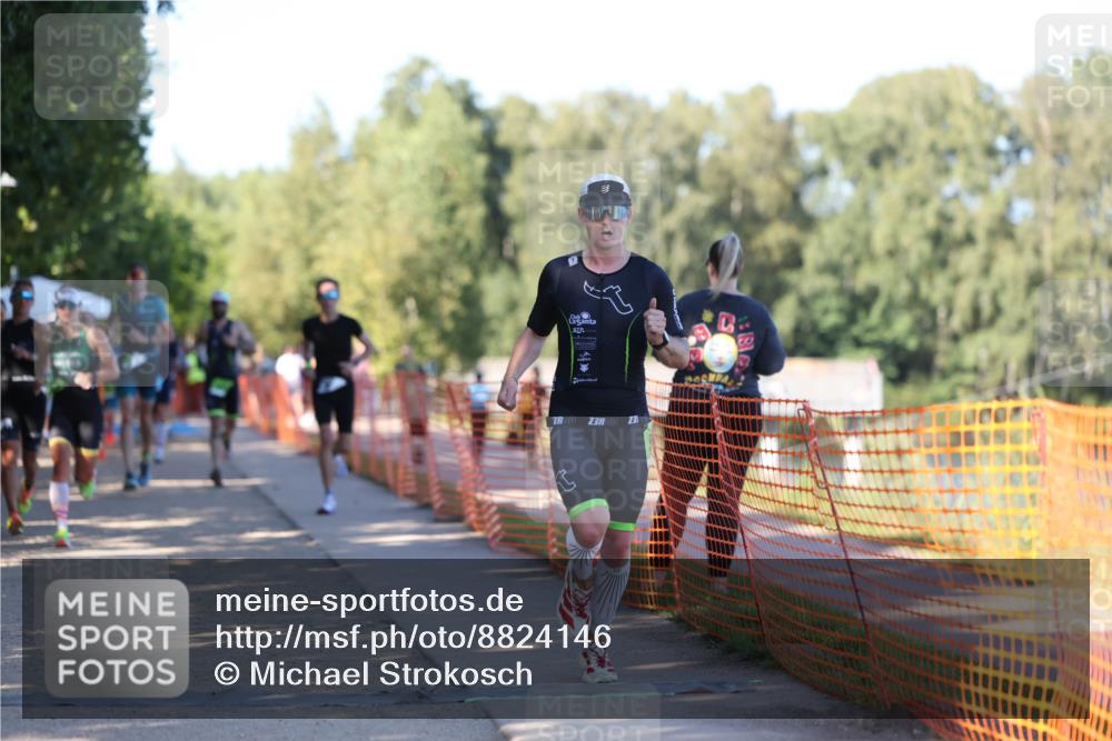 07.09.2025 - 19. Norderstedt Triathlon Michael Strokosch http://msf.ph/oto/8824146 07.09.2025 16:13:26 Laufen 457, 529, 537, 543, 932, 1080, 1422 meine-sportfotos.de