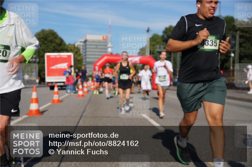 07.09.2025 - BARMER Alsterlauf Yannick Fuchs http://msf.ph/oto/8824162 07.09.2025 09:48:35 Laufen 20, 10, 8335 meine-sportfotos.de