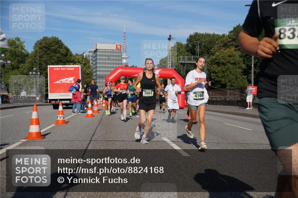 07.09.2025 - BARMER Alsterlauf Yannick Fuchs http://msf.ph/oto/8824168 07.09.2025 09:48:36 Laufen 3658, 3661, 4169, 83 meine-sportfotos.de
