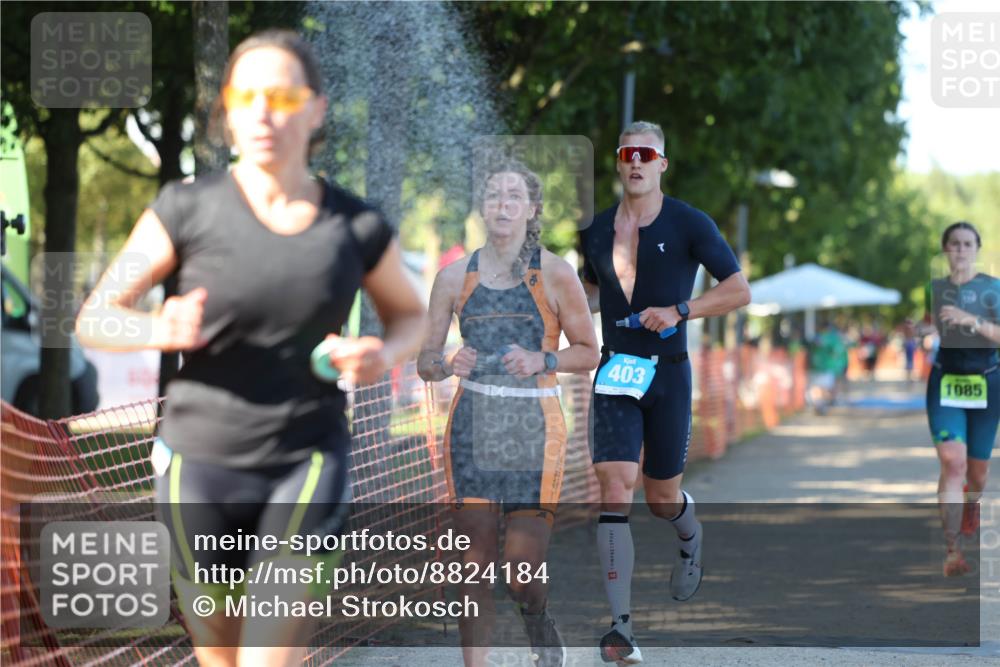 07.09.2025 - 19. Norderstedt Triathlon Michael Strokosch http://msf.ph/oto/8824184 07.09.2025 16:13:34 Laufen 403, 457, 529, 543, 932, 943, 1064, 1085, 1422 meine-sportfotos.de