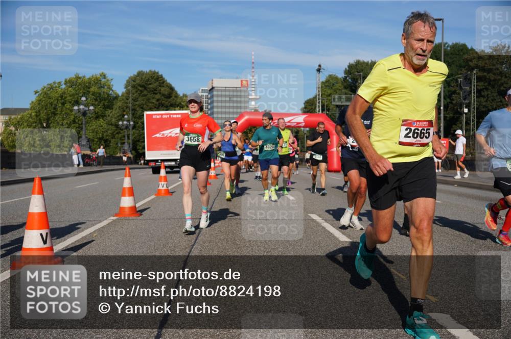 07.09.2025 - BARMER Alsterlauf Yannick Fuchs http://msf.ph/oto/8824198 07.09.2025 09:48:38 Laufen 3658, 90, 4824, 2665 meine-sportfotos.de