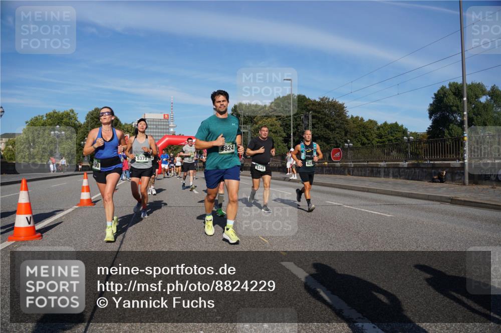 07.09.2025 - BARMER Alsterlauf Yannick Fuchs http://msf.ph/oto/8824229 07.09.2025 09:48:40 Laufen 490, 5375, 4824, 5342, 627 meine-sportfotos.de
