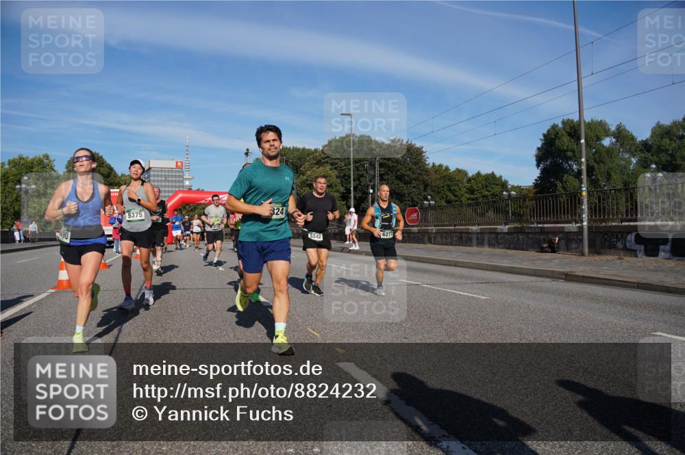 07.09.2025 - BARMER Alsterlauf Yannick Fuchs http://msf.ph/oto/8824232 07.09.2025 09:48:41 Laufen 5375, 324, 6271, 5342 meine-sportfotos.de