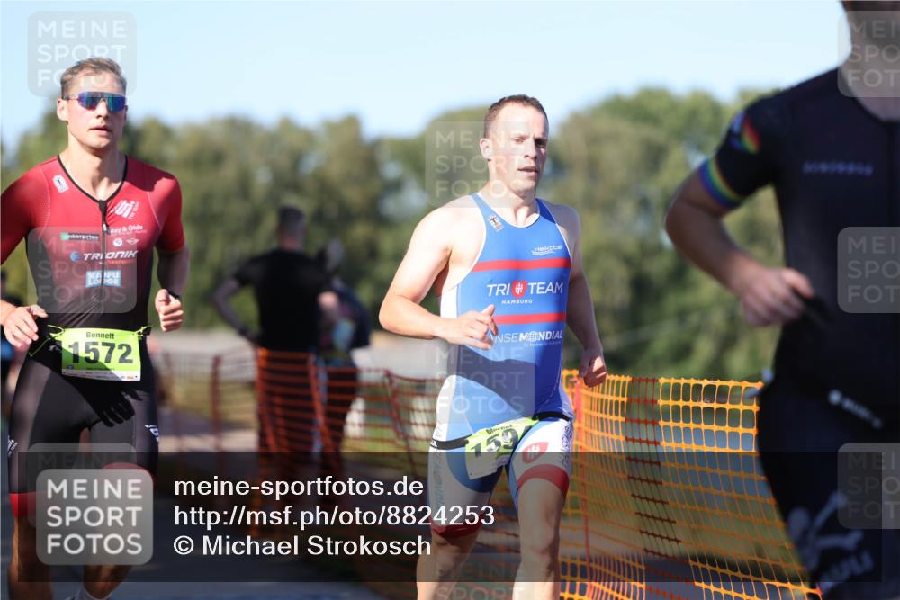 07.09.2025 - 19. Norderstedt Triathlon Michael Strokosch http://msf.ph/oto/8824253 07.09.2025 16:13:53 Laufen 402, 407, 488, 1572, 1594 meine-sportfotos.de