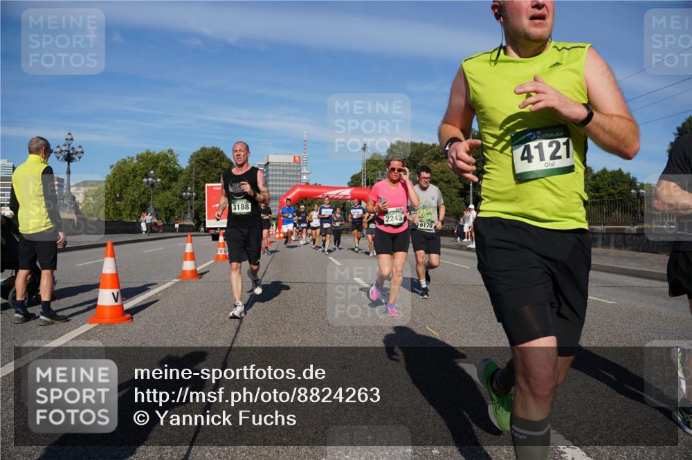 07.09.2025 - BARMER Alsterlauf Yannick Fuchs http://msf.ph/oto/8824263 07.09.2025 09:48:42 Laufen 3188, 2245, 2245, 6170, 36, 4121 meine-sportfotos.de