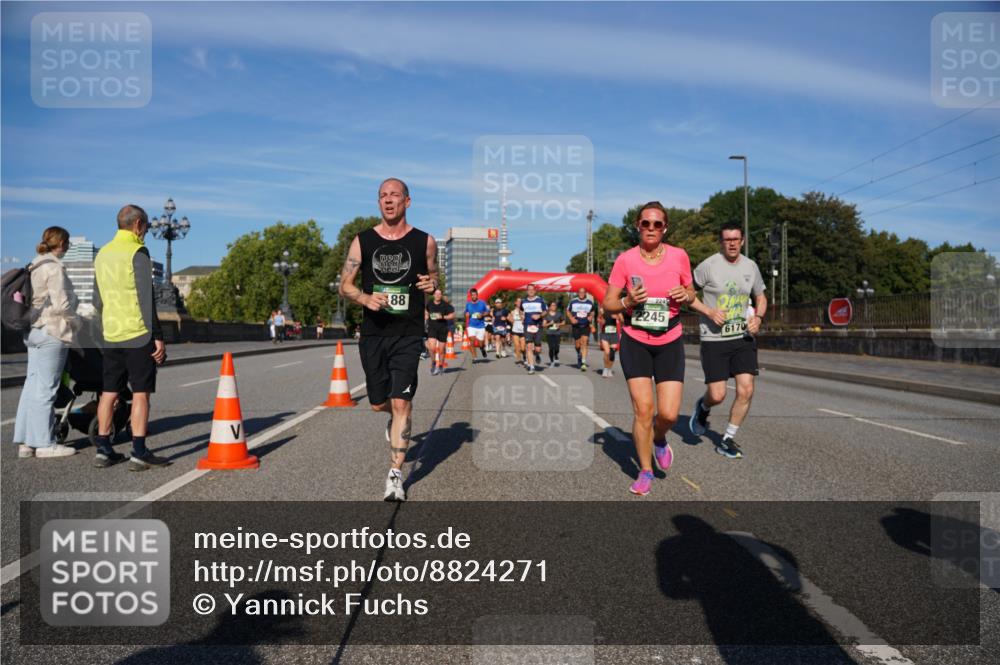 07.09.2025 - BARMER Alsterlauf Yannick Fuchs http://msf.ph/oto/8824271 07.09.2025 09:48:43 Laufen 88, 2245, 6170 meine-sportfotos.de