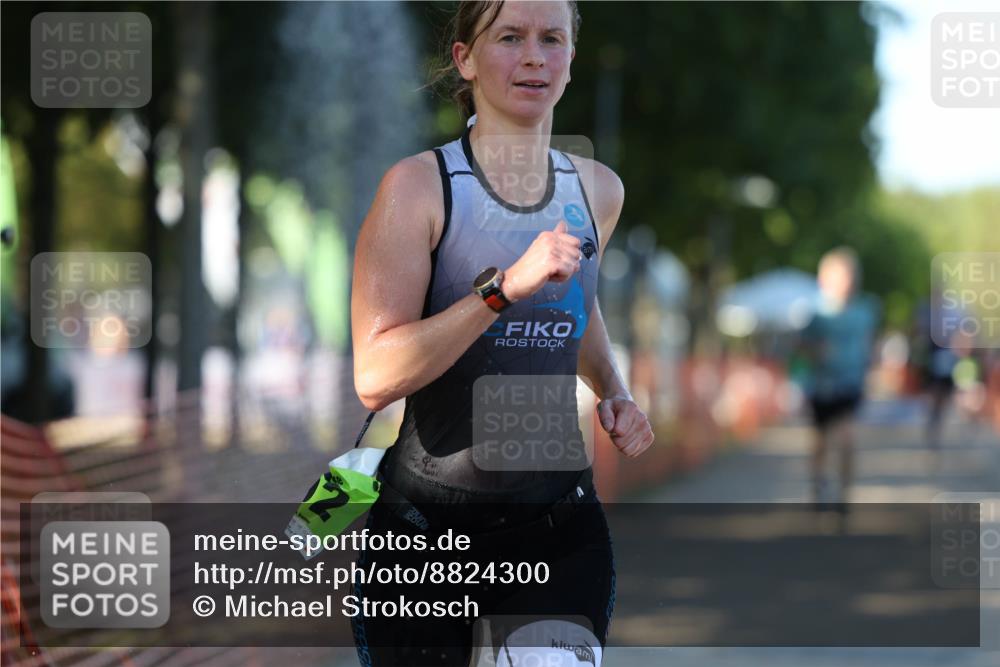 07.09.2025 - 19. Norderstedt Triathlon Michael Strokosch http://msf.ph/oto/8824300 07.09.2025 16:14:13 Laufen 377, 452, 473, 946, 1552, 1626, 1629 meine-sportfotos.de